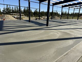 Shed floor 330m2